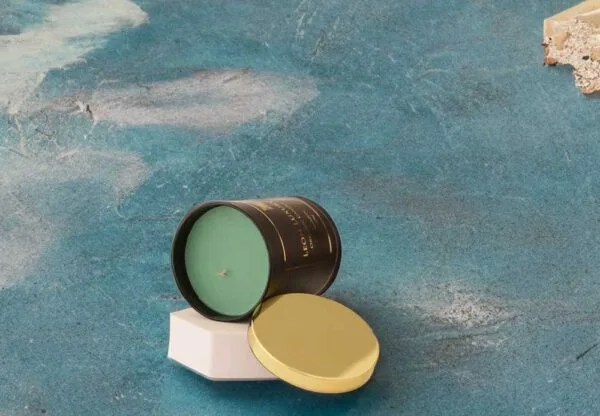 AMAZON CANDLE