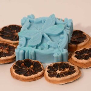 Amazon Wax Melt bar, blue in colour with Dark Orchid Blossom and Pears and Freshia fragrance